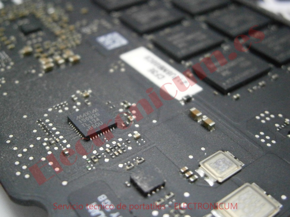  Servicio-Tecnico-MacBook