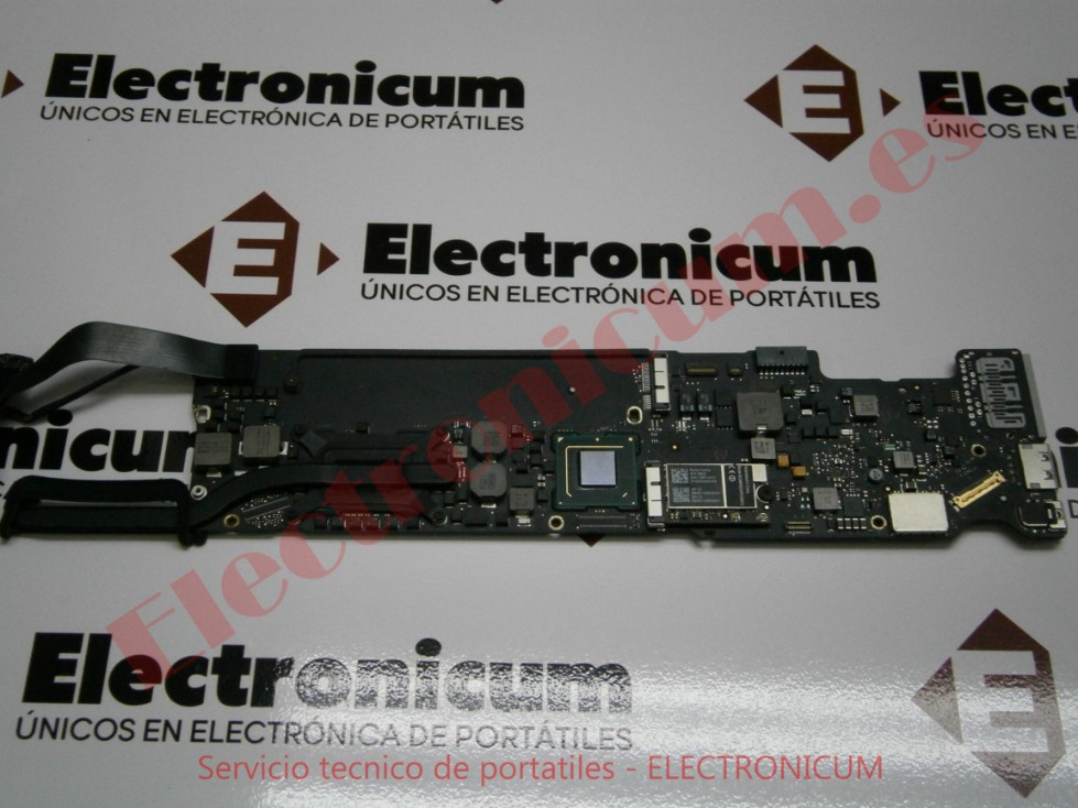 Cambiar pantalla y teclado MacBook Zaragoza