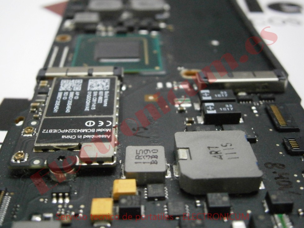 Cambiar pantalla y teclado MacBook Pro Bilbao 2